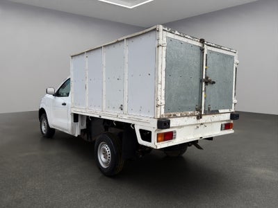 2018 Nissan NP300 2 PTS ESTACAS TM6