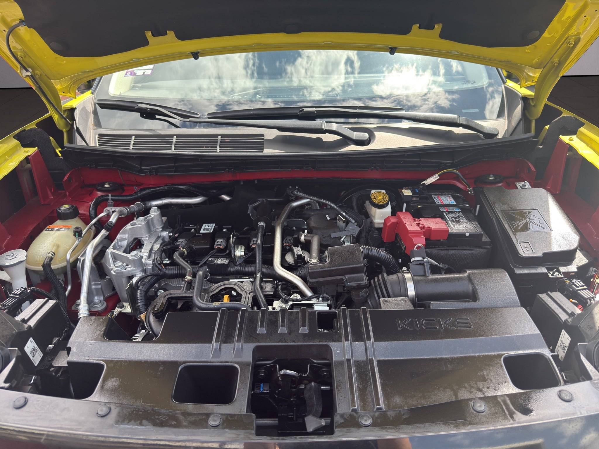 2025 Nissan KICKS 5P PLATINUM L42.0 AUT
