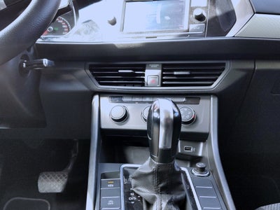 2019 Volkswagen JETTA 4 PTS TRENDLINE TA R-16