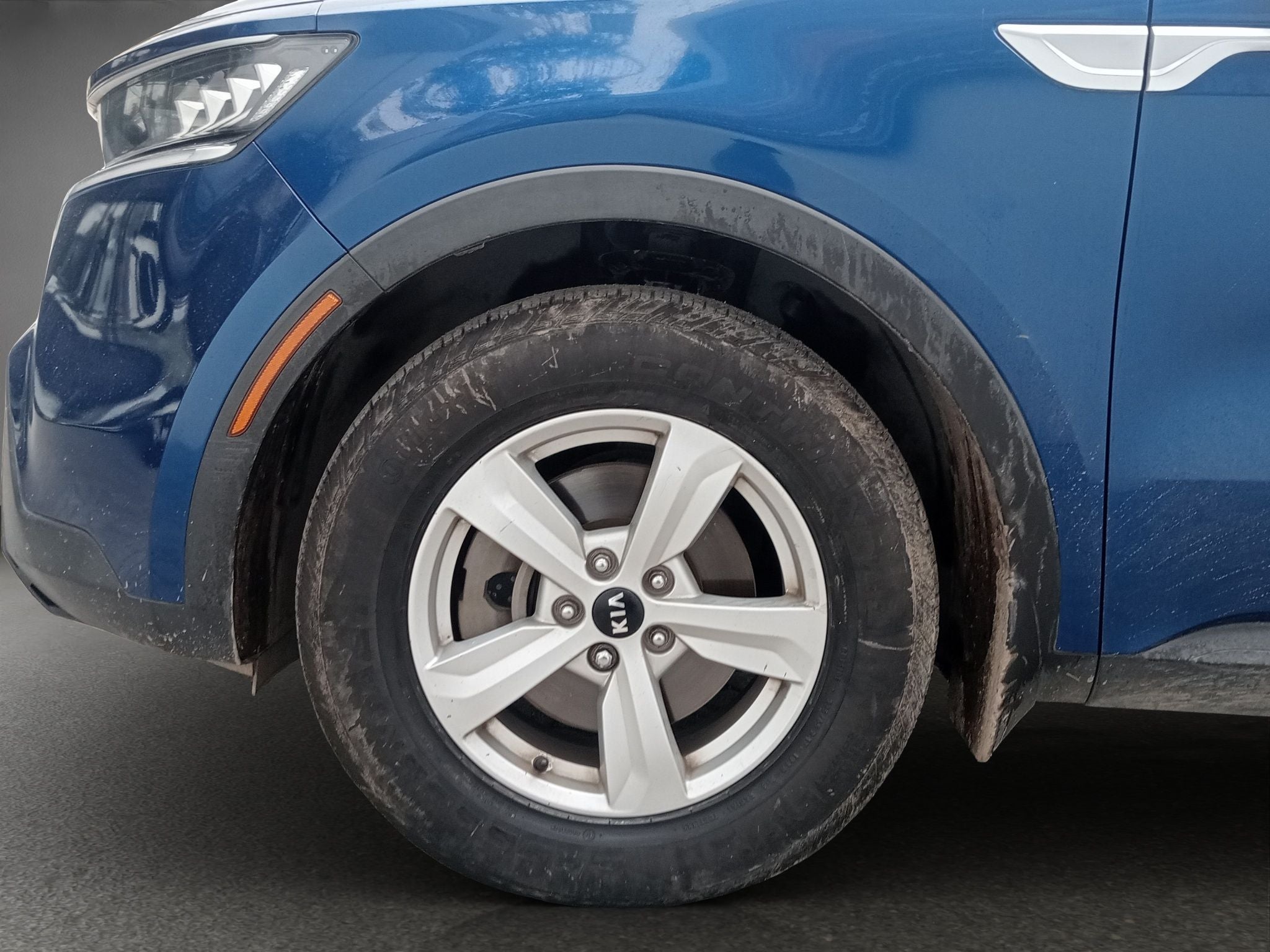 2021 Kia Sorento 2.4 L4 LX Tela 7 Pasajeros At