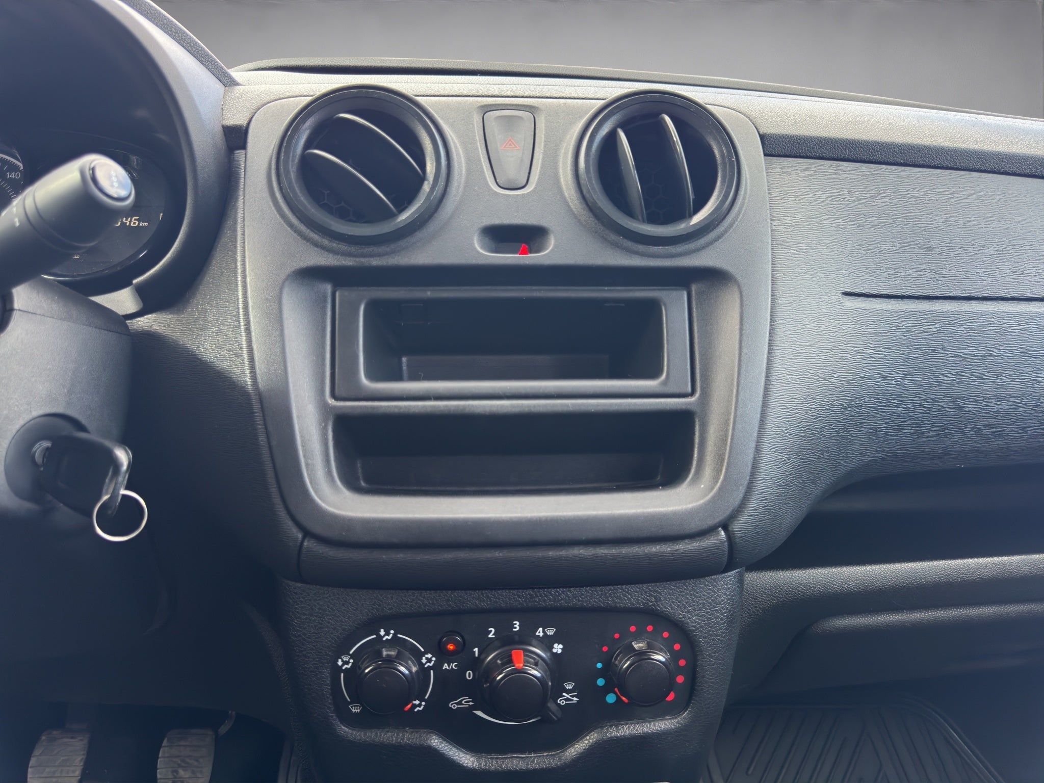2024 RENAULT KANGOO 5P INTENSE L41.6 MAN