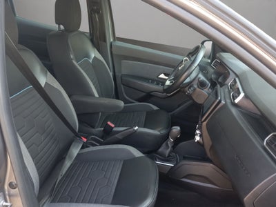 2023 Renault Duster 1.3 Iconic At