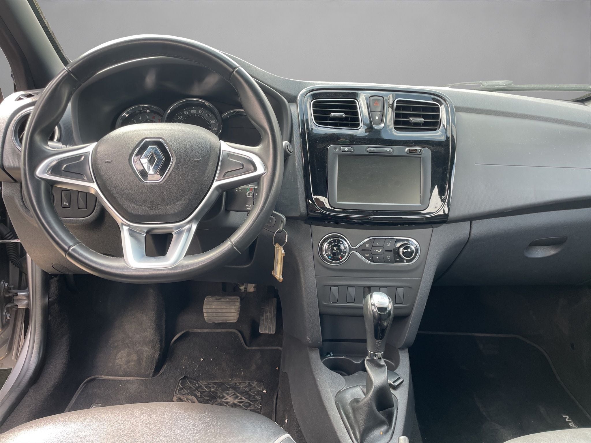 2023 Renault Logan 1.6 Intens At