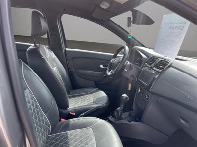 2023 Renault Logan 1.6 Intens At