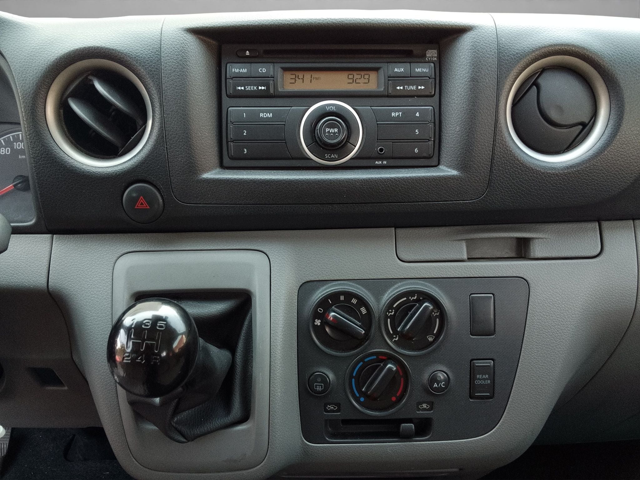 2020 Nissan Urvan 2.5 15 Pas Amplia Aa Mt