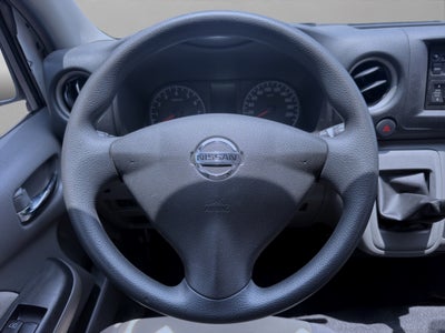 2021 Nissan URVAN 4 PTS AMPLIA TM5 AAC DESEM TRAS 15 PAS