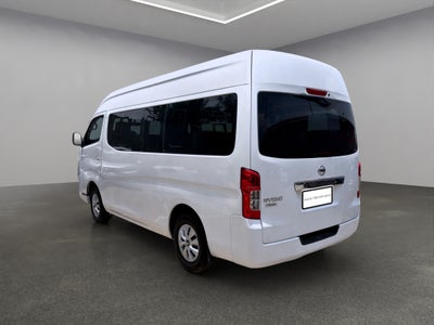 2021 Nissan URVAN 4 PTS AMPLIA TM5 AAC DESEM TRAS 15 PAS