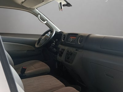 2022 Nissan Urvan 2.5 15 Pas Amplia Aa Mt