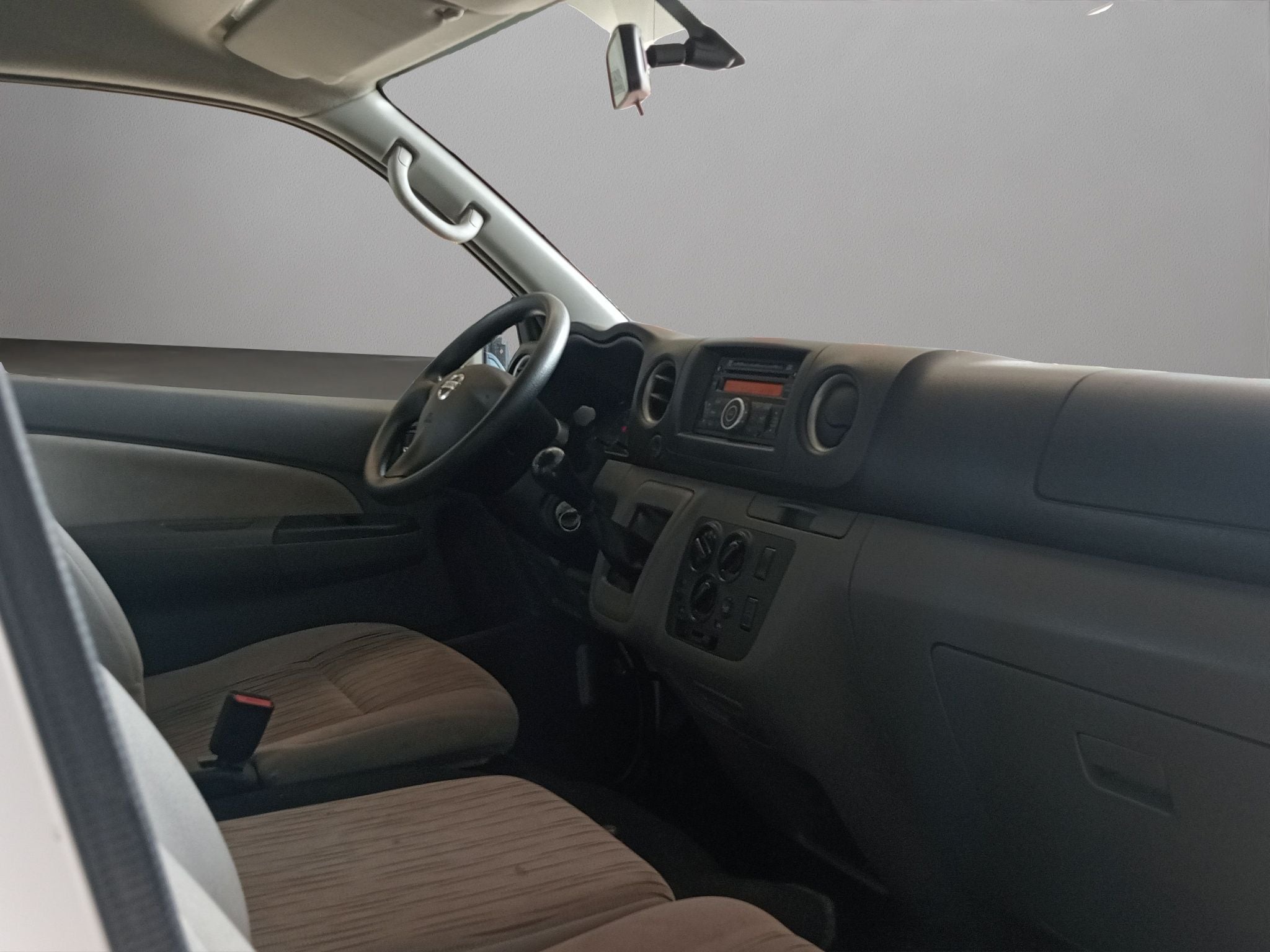 2022 Nissan Urvan 2.5 15 Pas Amplia Aa Mt