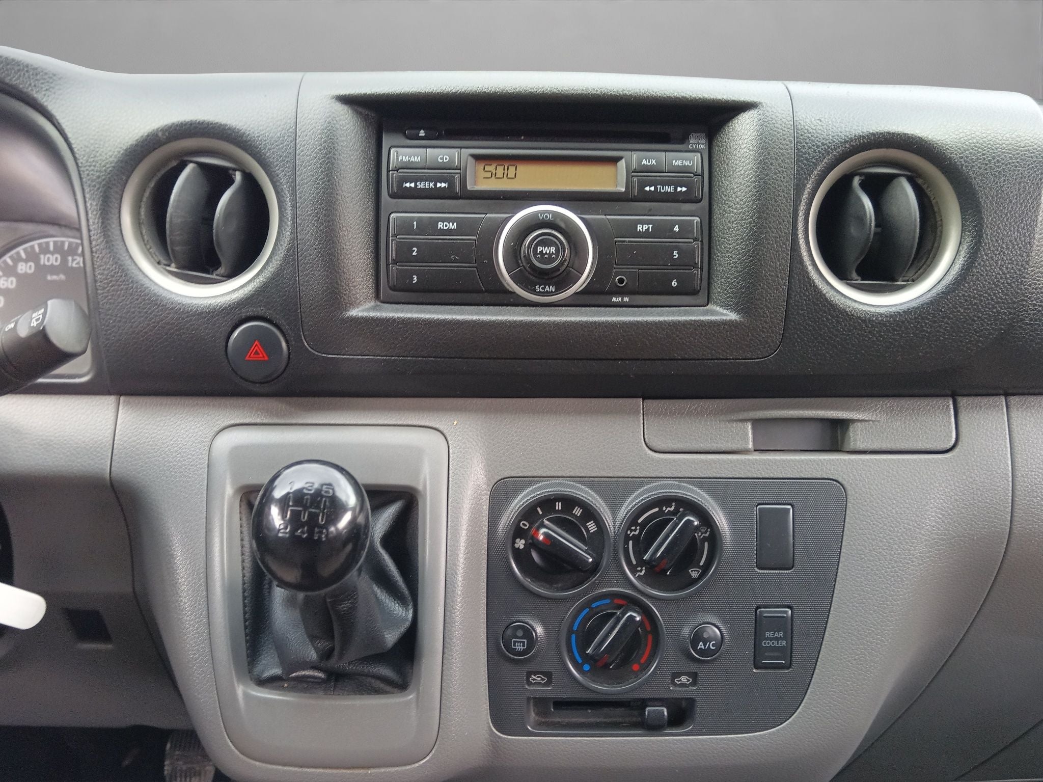 2020 Nissan Urvan 2.5 15 Pas Amplia Aa Mt