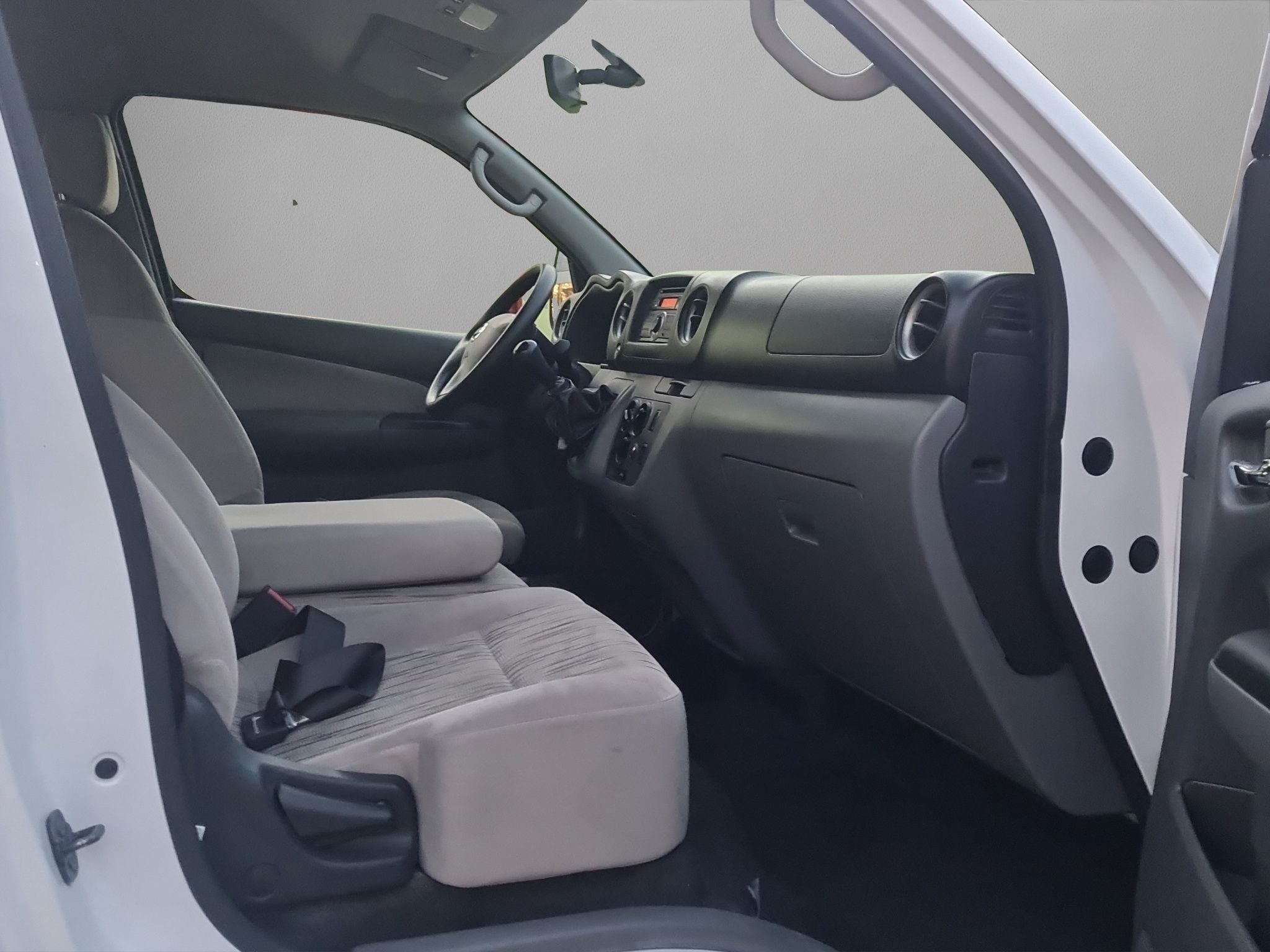 2020 Nissan Urvan 2.5 15 Pas Amplia Aa Mt