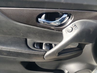 2022 Nissan X-Trail 2.5 Sense 3 Filas Cvt