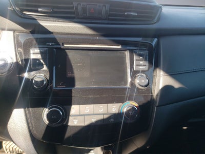 2022 Nissan X-Trail 2.5 Sense 3 Filas Cvt