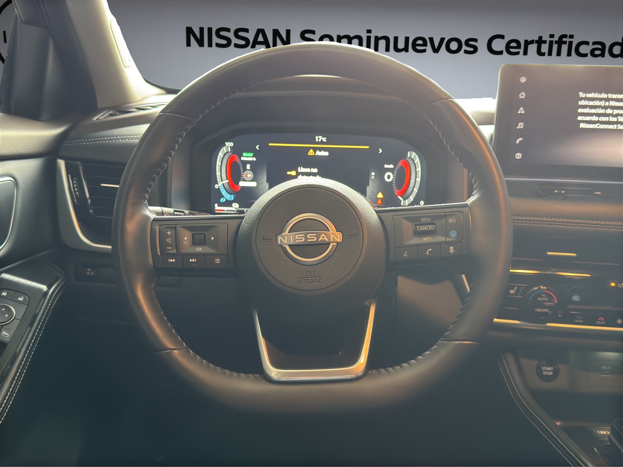 2025 Nissan X-TRAIL 5P PLATINUM E.POWER HEV L31.5 AUT
