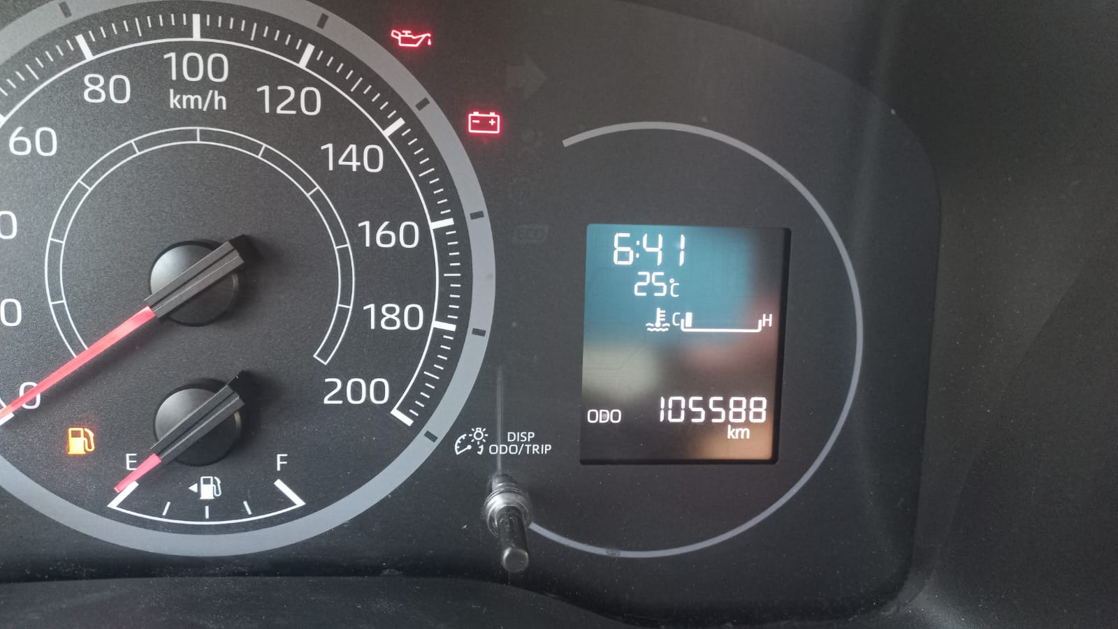 2020 Toyota HIACE 4 PTS DX SUPERLARGA TM5 CVENTANAS