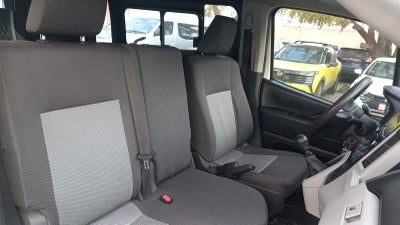 2020 Toyota HIACE 4 PTS DX SUPERLARGA TM5 CVENTANAS