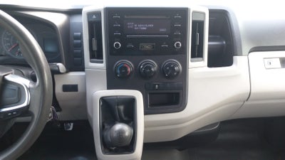2020 Toyota HIACE 4 PTS DX SUPERLARGA TM5 CVENTANAS