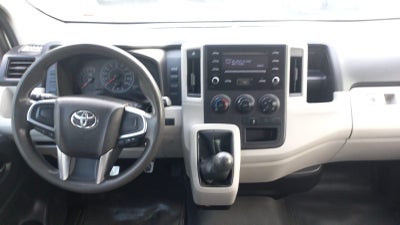 2020 Toyota HIACE 4 PTS DX SUPERLARGA TM5 CVENTANAS