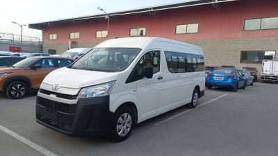2020 Toyota HIACE 4 PTS DX SUPERLARGA TM5 CVENTANAS
