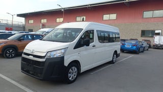 2020 Toyota HIACE 4 PTS DX SUPERLARGA TM5 CVENTANAS