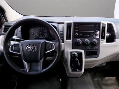 2020 Toyota HIACE 5 PTS DX SUPERLARGA TM5 TOLDO ALTO