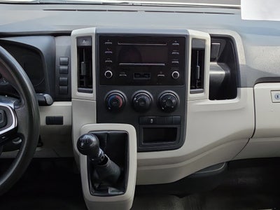 2020 Toyota HIACE 5 PTS DX SUPERLARGA TM5 TOLDO ALTO