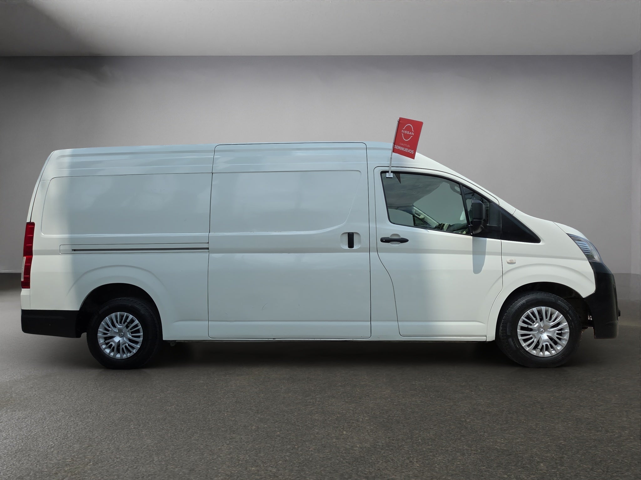 2020 Toyota HIACE 5 PTS DX SUPERLARGA TM5 TOLDO ALTO