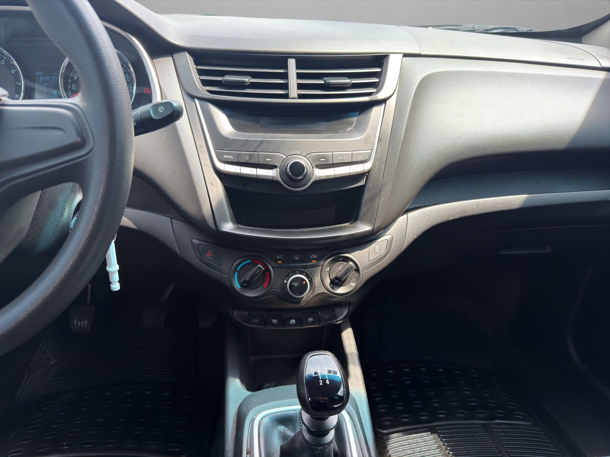 2023 Chevrolet AVEO 4P LS L41.5 MAN