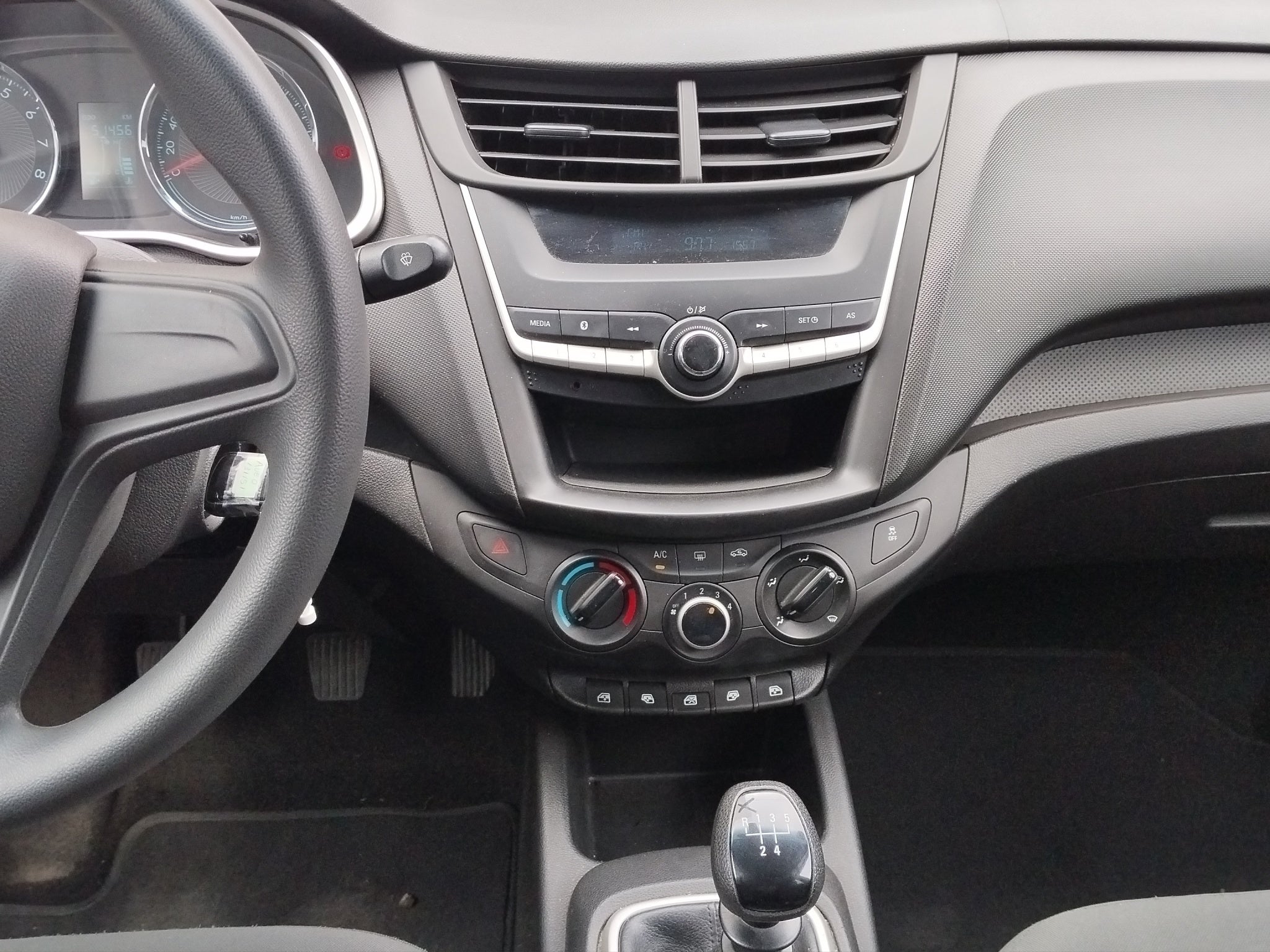 2023 Chevrolet AVEO 4P LS L41.5 MAN