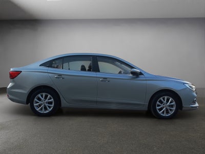 2023 MG MG 5 4 PTS EXCITE 15L TA VE PIEL RA-16