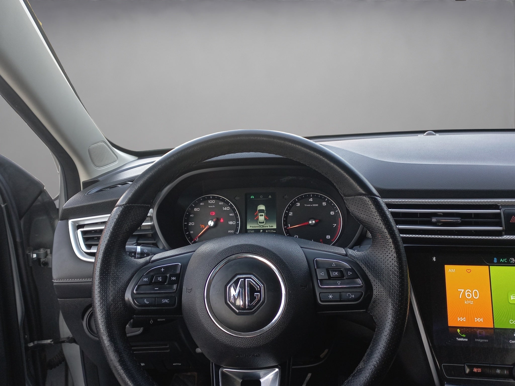 2023 MG MG 5 4 PTS EXCITE 15L TA VE PIEL RA-16