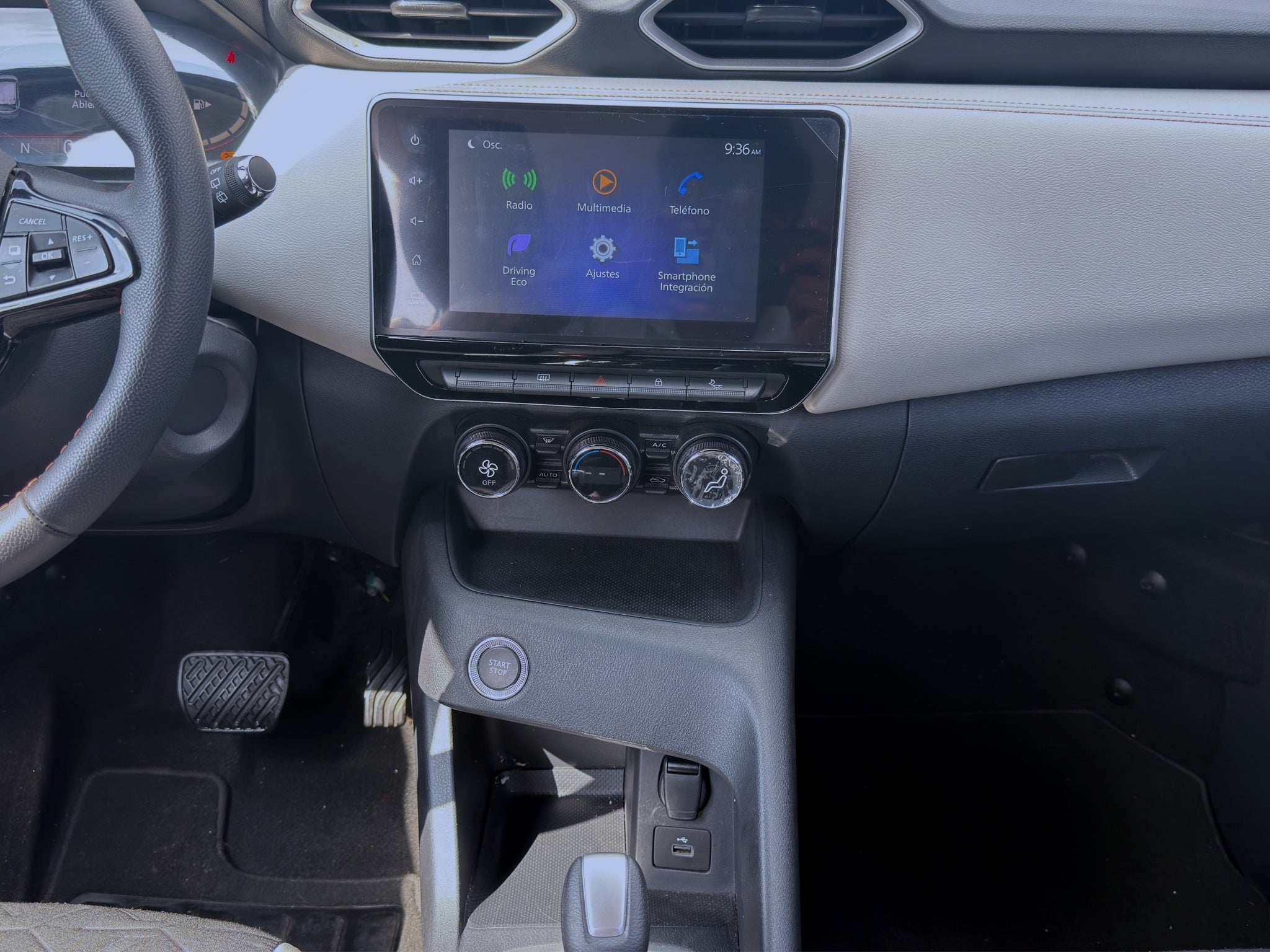 2025 Nissan MAGNITE 5 PUERTAS EXCLUSIVE 1.0 LTS CVT T