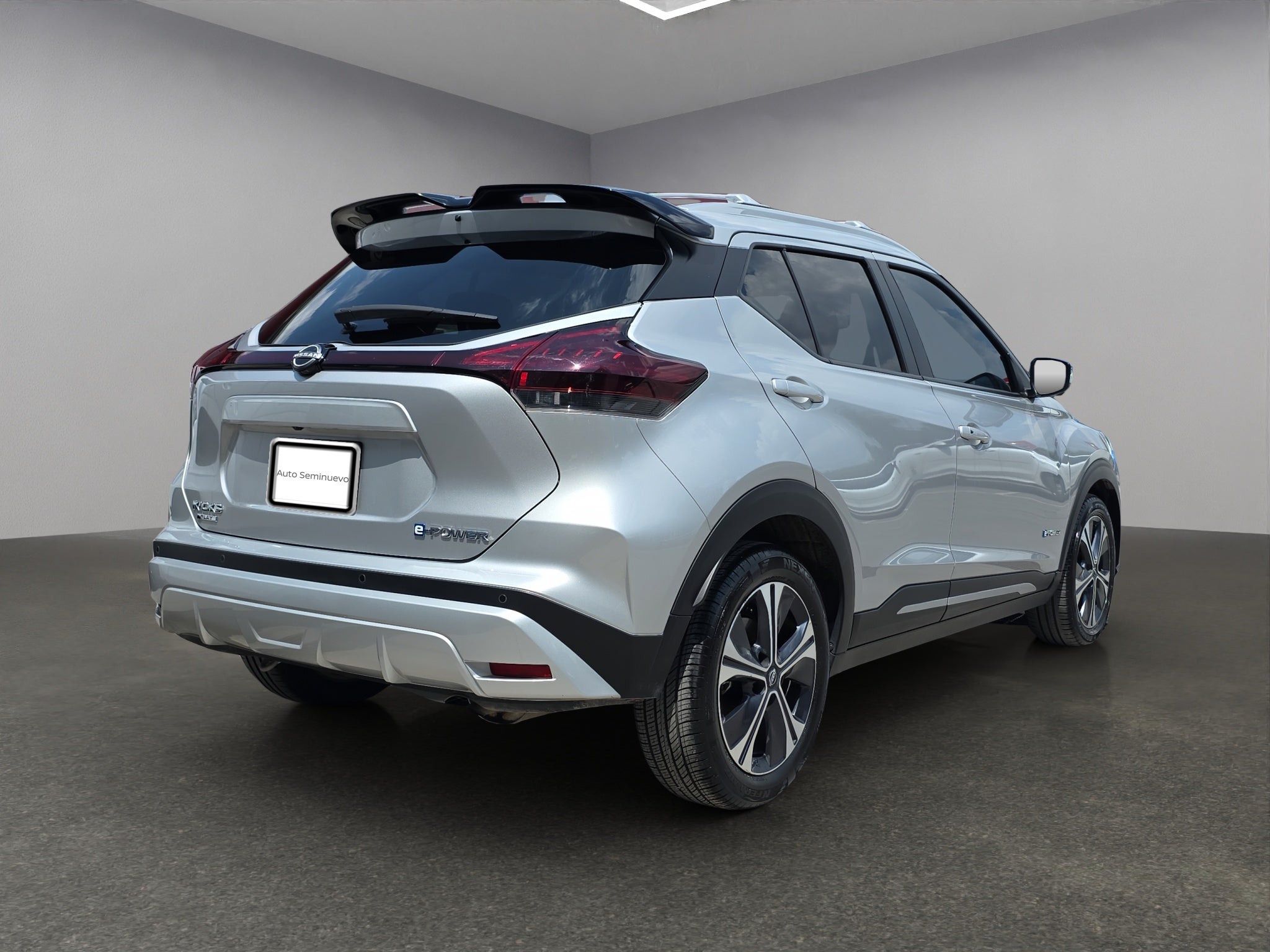 2026 Nissan KICKS 5P PLATINUM L42.0 AUT