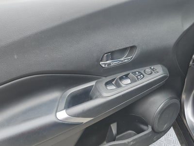 2023 Nissan KICKS 5 PTS PLATINUM 16L TA AAC AUT PIEL GPS RA-18