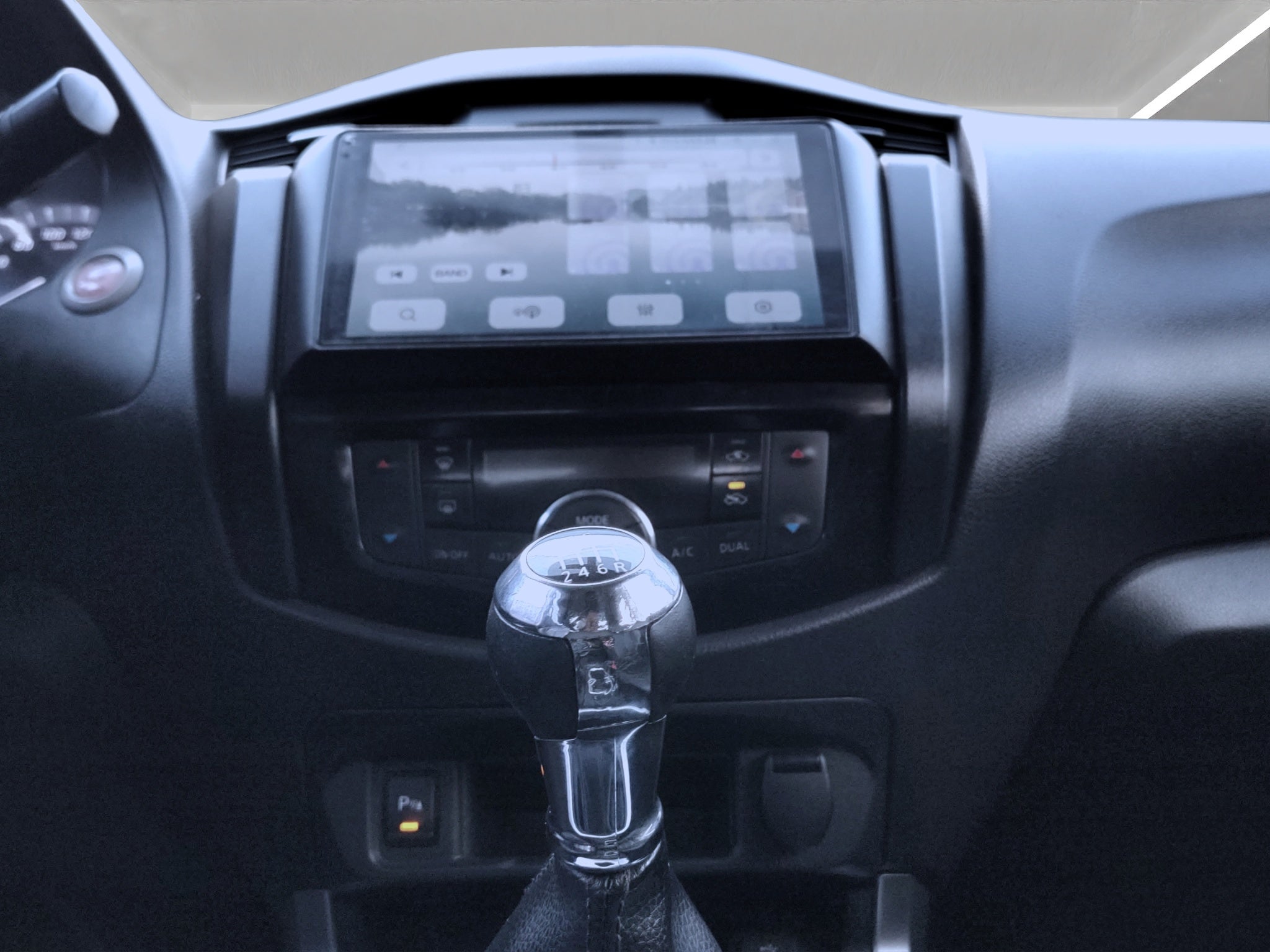 2022 Toyota HILUX 4 PTS DOBLE CAB SR TM5 AAC VE RA-17
