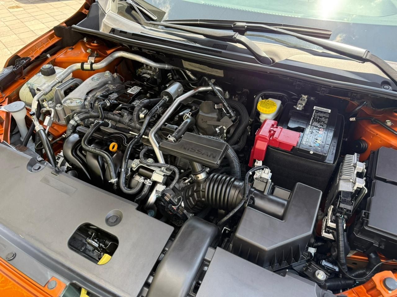 2022 Nissan Sentra 2.0 SR Bi-Tono At