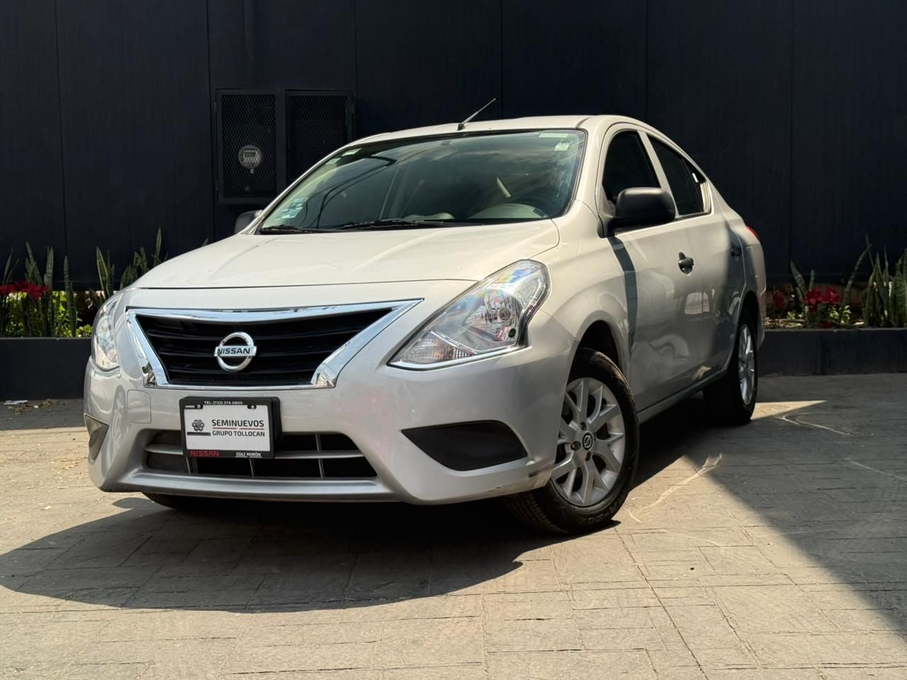 2021 Nissan V-Drive 1.6 A/C  Mt