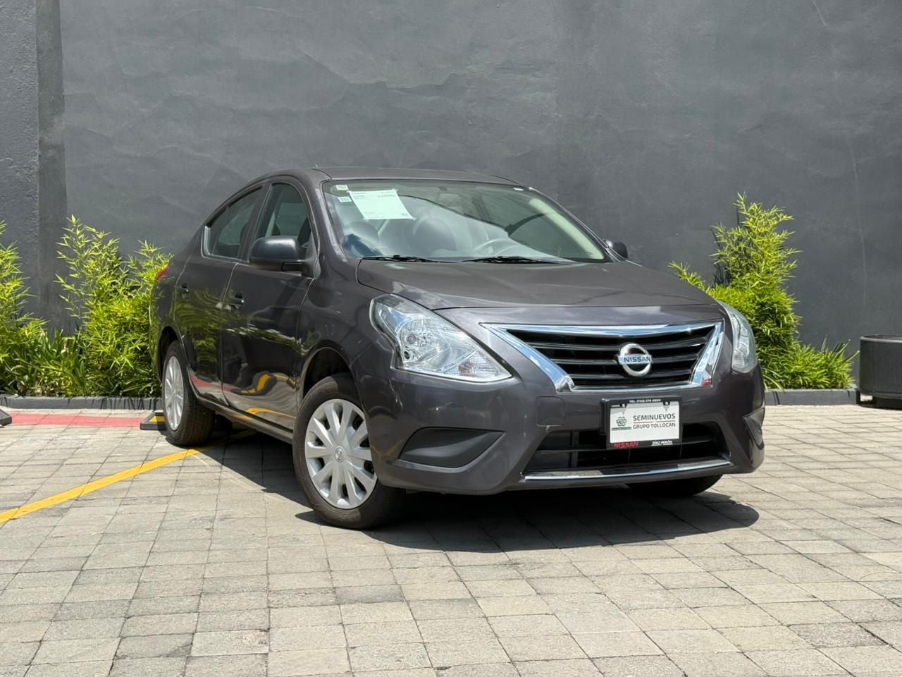2020 Nissan V-Drive 1.6 A/C  Mt
