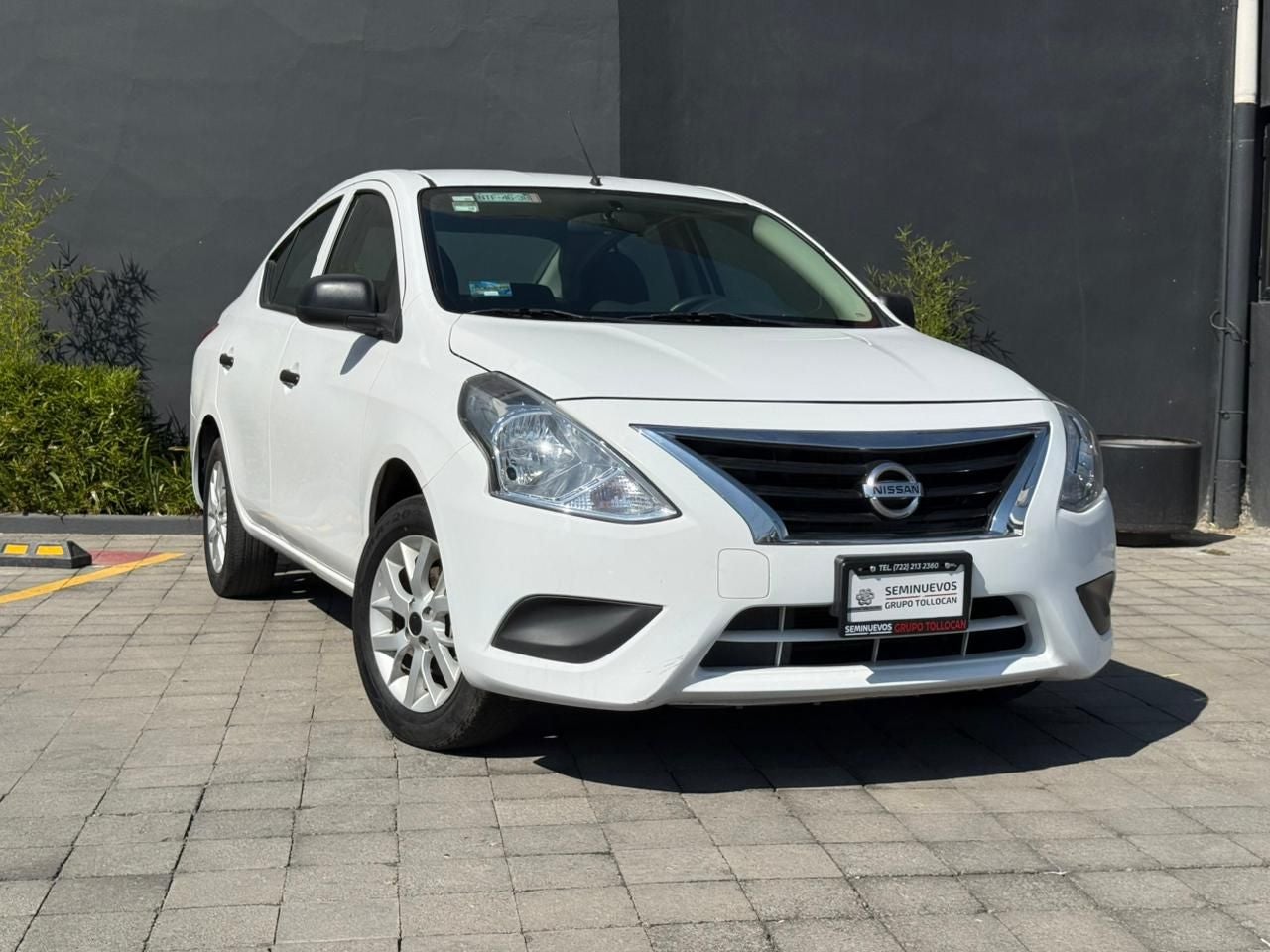 2021 Nissan V-Drive 1.6 A/C  Mt
