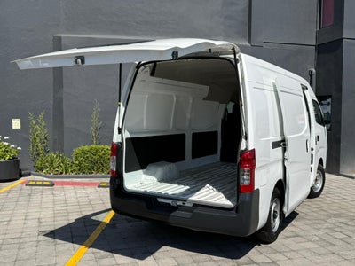 2024 Nissan Urvan 2.5 Panel Amplia AA Mt