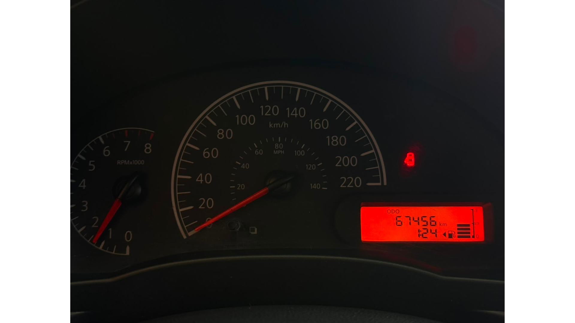 2019 Nissan V-Drive 1.6 A/C  Mt