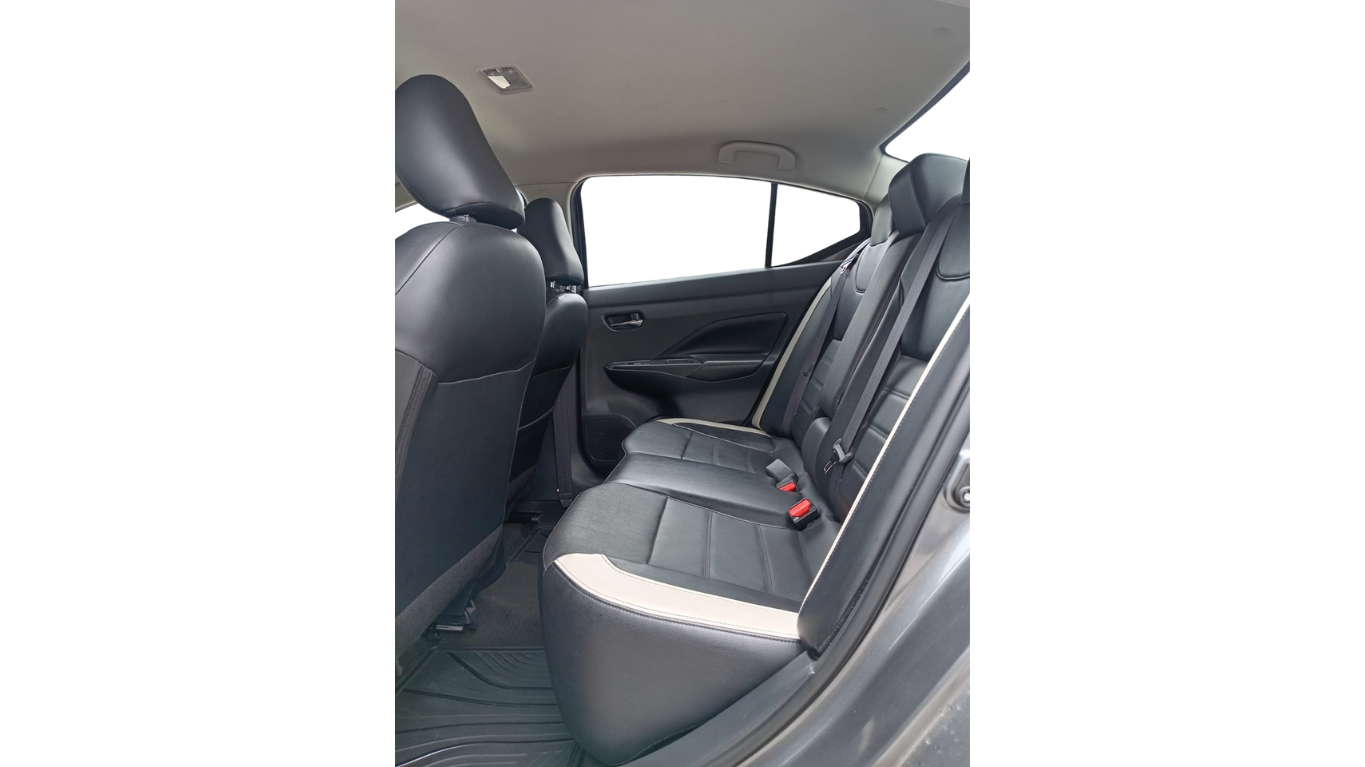 2021 Nissan Versa 1.6 Platinum Piel At