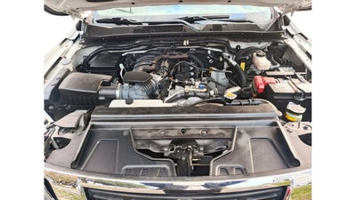 2021 Nissan NP300 Doble Cabina 2.5 SE Paq Seguridad Mt