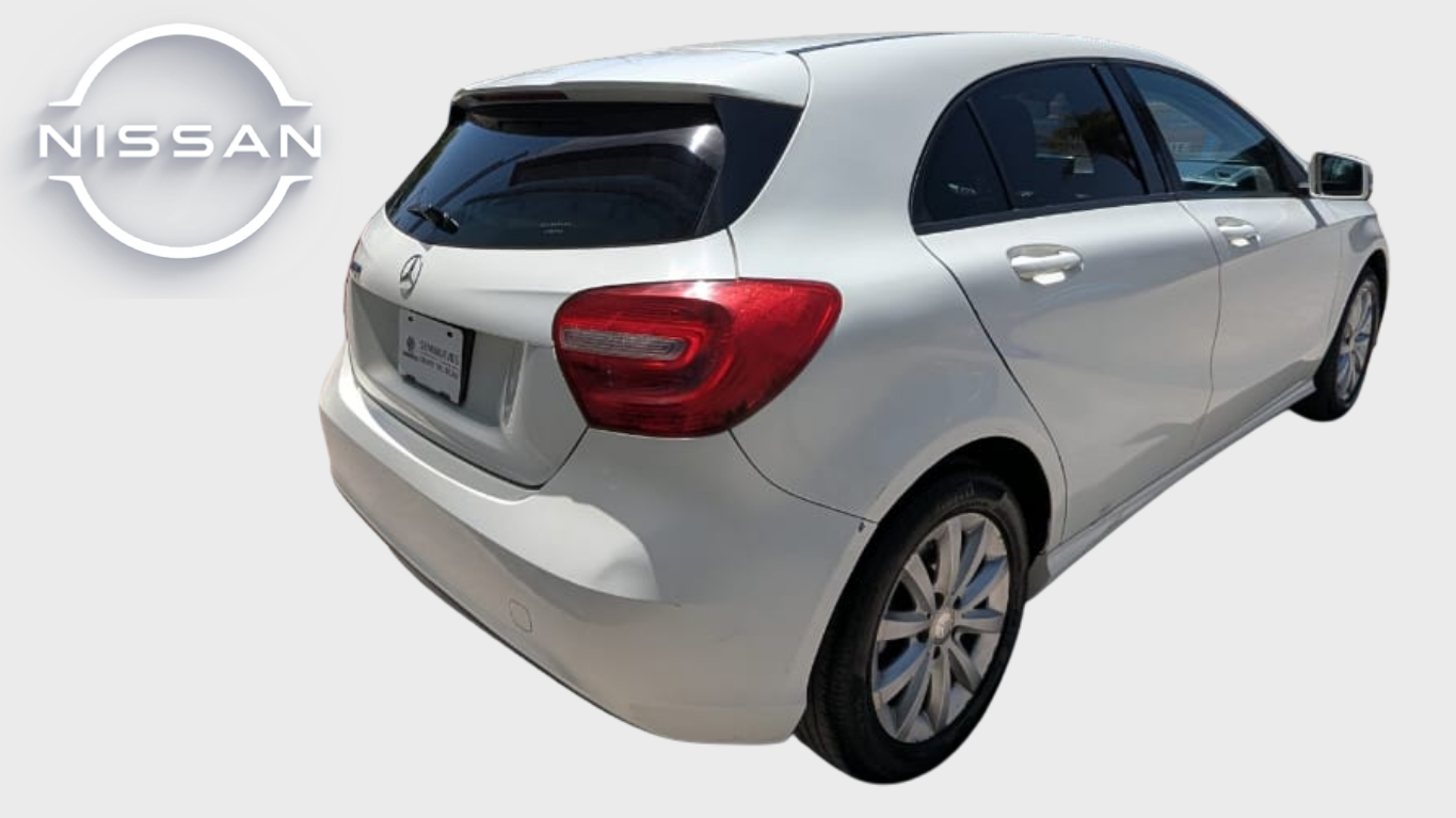 2015 Mercedes-Benz Clase A 1.6 Cgi 180 At