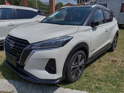 2024 Nissan Kicks E-Power Platinum At