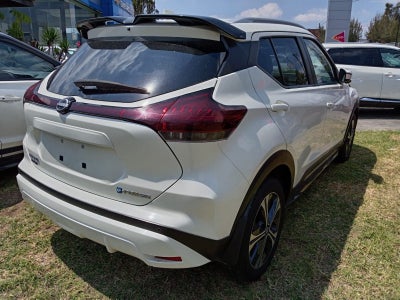 2025 Nissan Kicks E-Power Platinum At