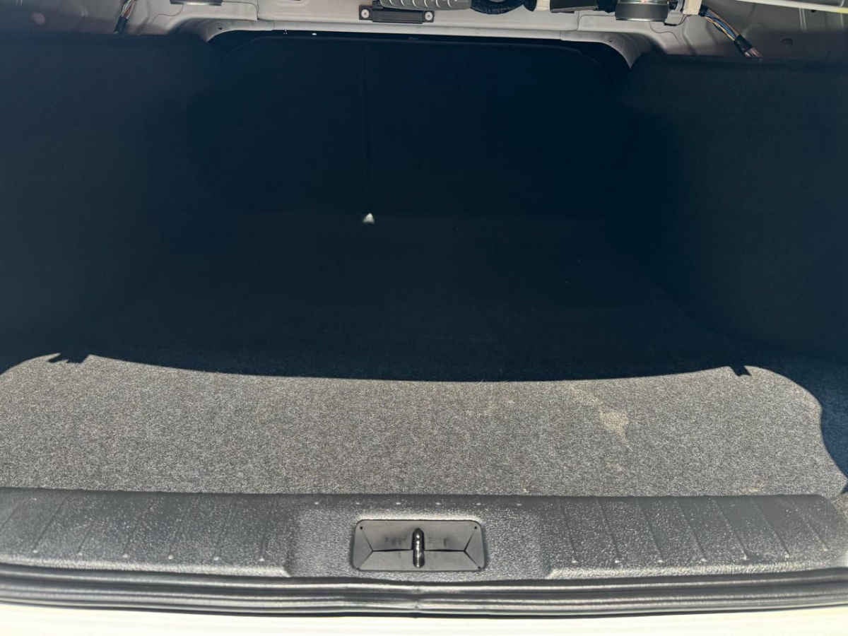 2024 Nissan SENTRA 4P SR BI-TONO L42.0 AUT