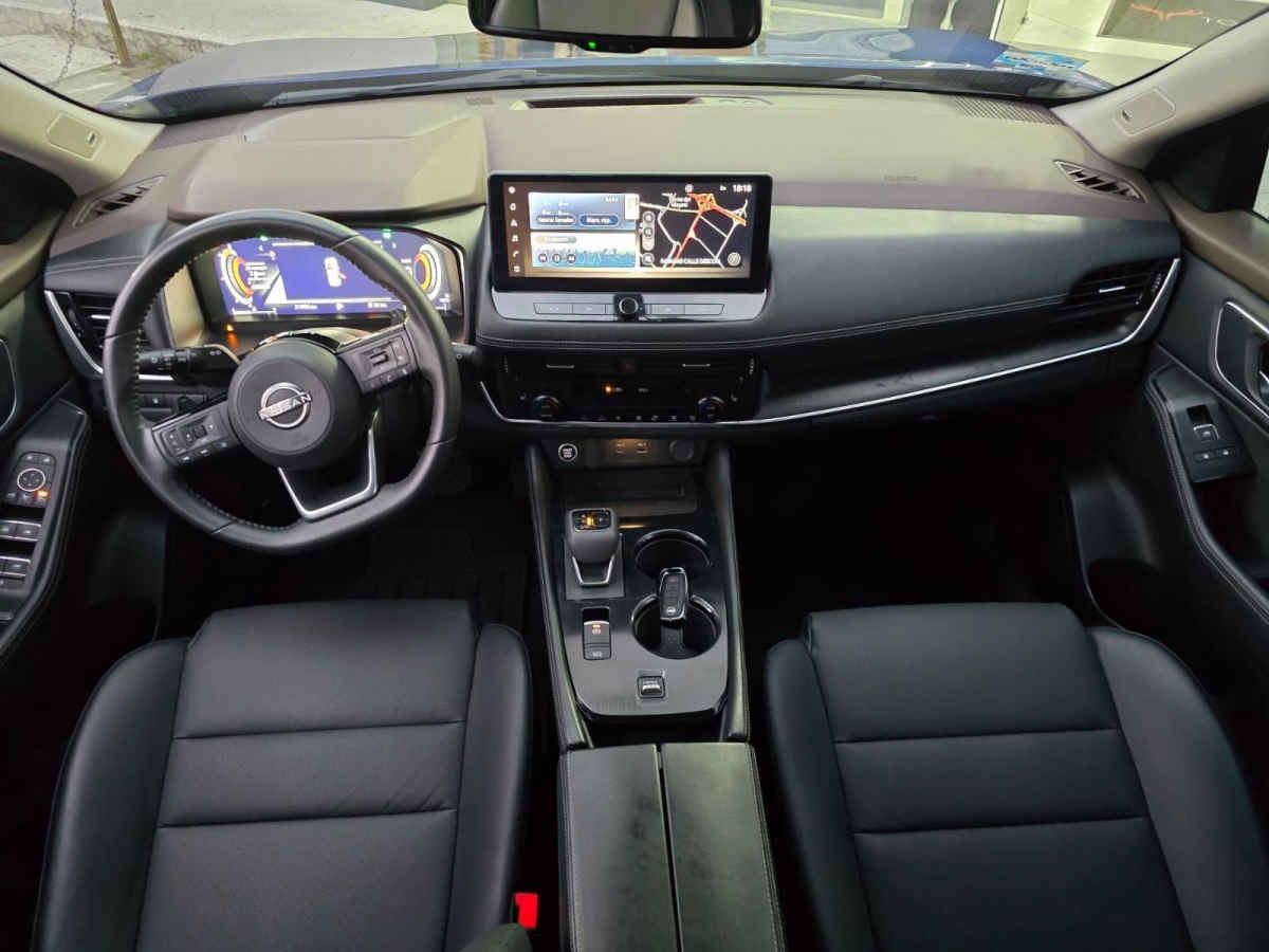 2023 Nissan X-TRAIL PLATINUM 2 FILAS