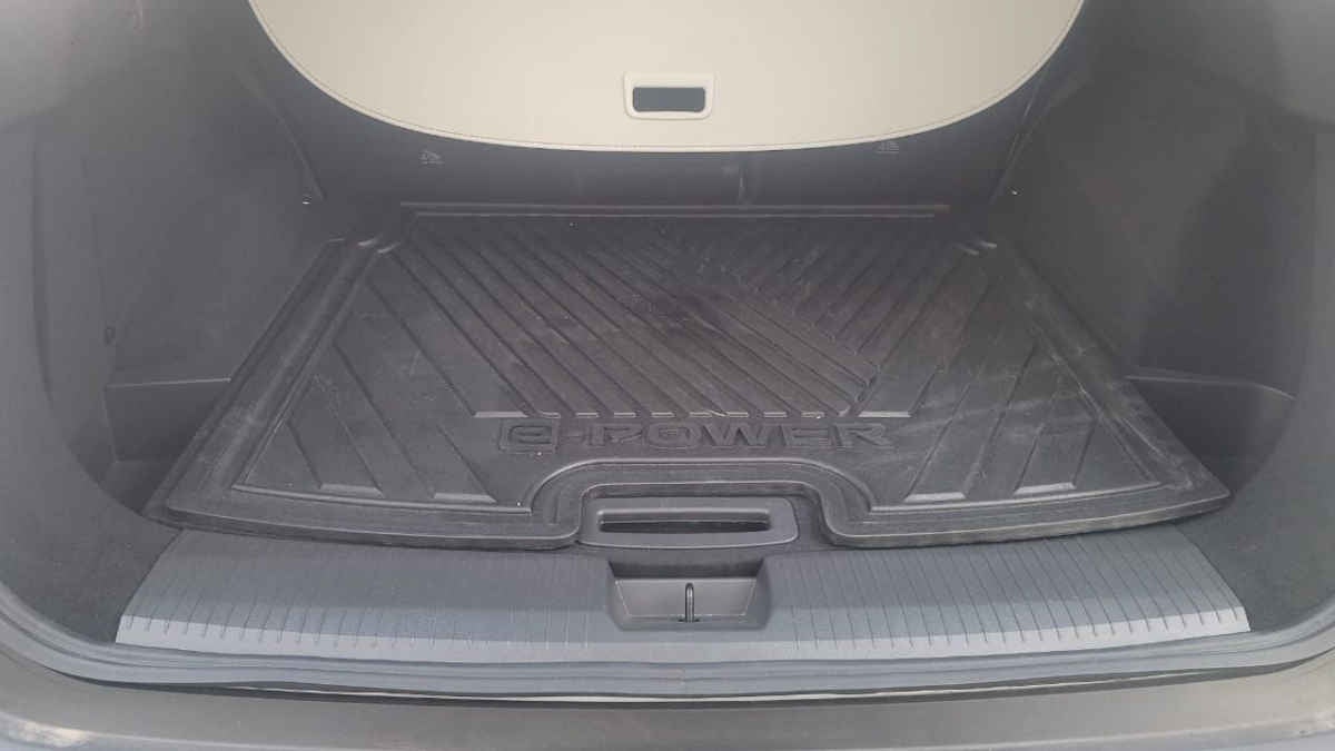 2024 Nissan X-TRAIL 5P PLATINUM E.POWER HEV L31.5 AUT