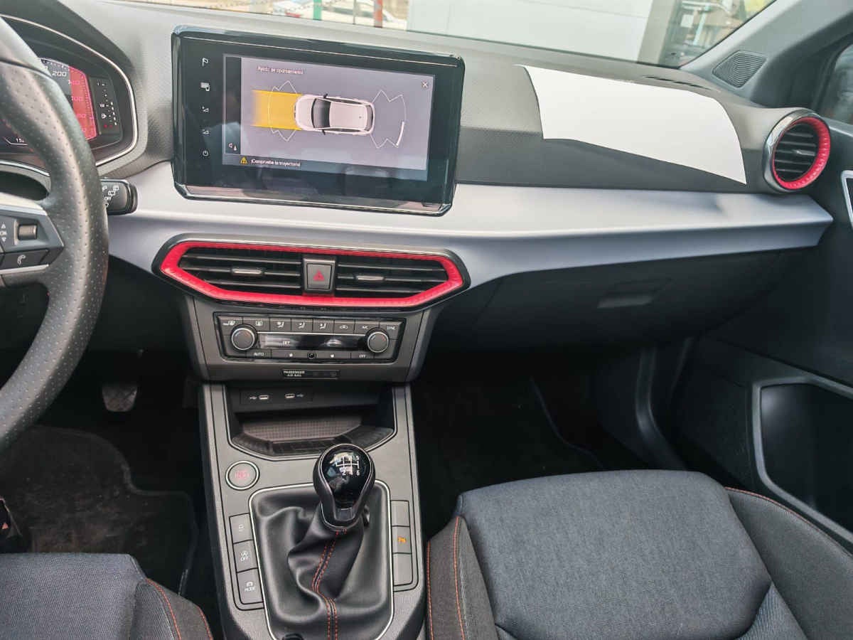 2023 SEAT IBIZA 5 PTS FR 16L 110 HP TM5 AAC ASTOS DEPORTIVOS F LED RA-17